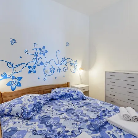 Διαμέρισμα Hope - One-bedroom With Terrace And Sea View A2