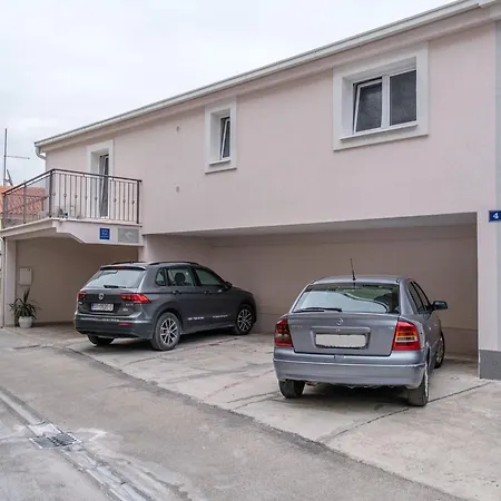 Hope - One-bedroom With Terrace And Sea View A2 Dugi Rat